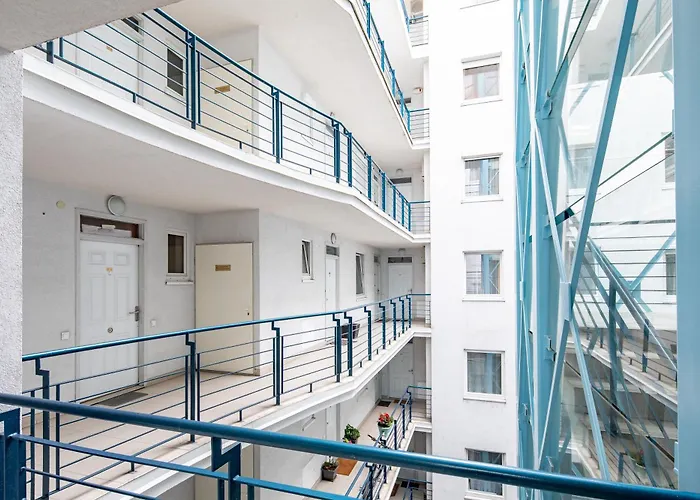 - Cozy Air Conditioned Lägenhet Budapest